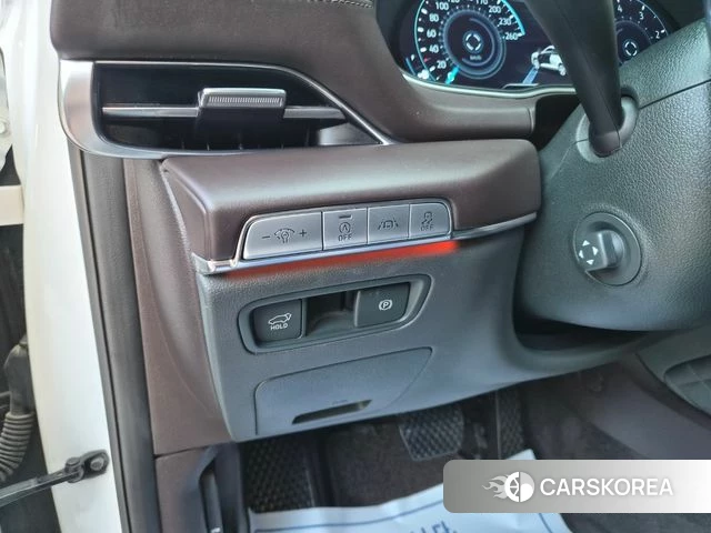 Genesis GV80 id 5000747 из Кореи 8