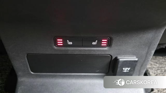 Land Rover Range Rover Velar id 5013693 из Кореи 8