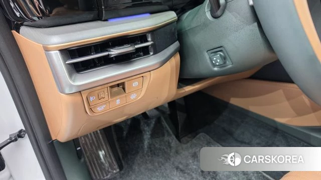Hyundai Grandeur Hybrid (GN7) id 4975053 из Кореи 8