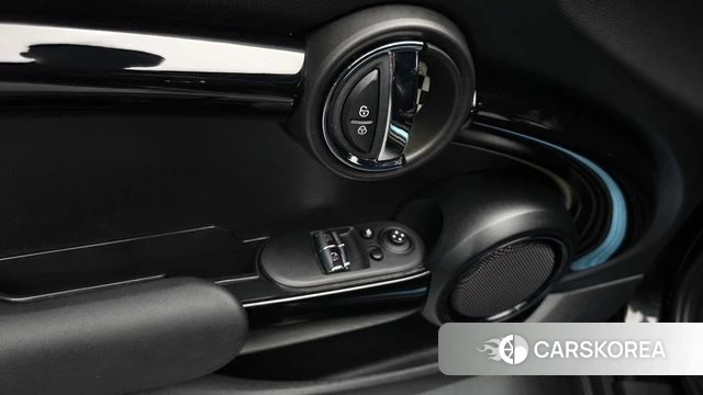Mini Cooper Electric id 5002860 из Кореи 8