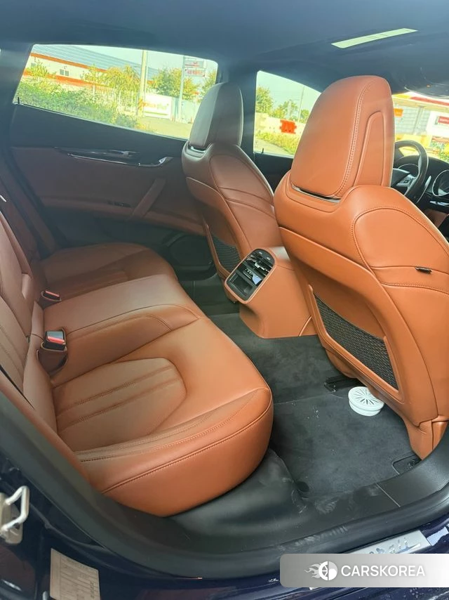Maserati Quattroporte id 5004606 из Кореи 8