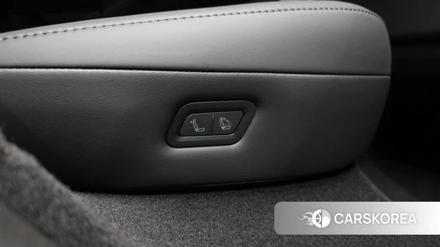 Tesla Model Y id 4904111 из Кореи 8