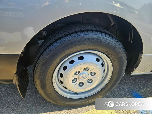 Hyundai The New Grand Starex id 4952363 из Кореи 8