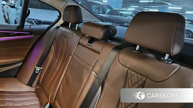 BMW 5 Series (G30) id 4991190 из Кореи 8
