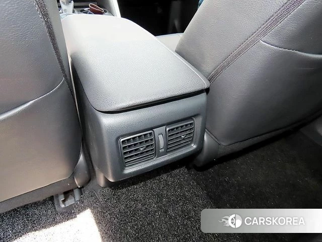 Toyota Camry (XV70) id 4280264 из Кореи 8