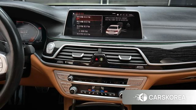 BMW 7 Series (G11) id 5023420 из Кореи 8