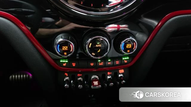 Mini Cooper S Countryman id 4957723 из Кореи 8