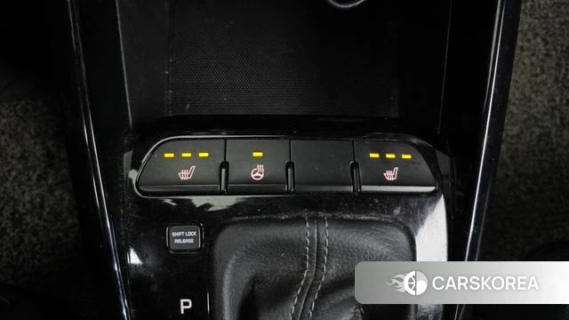 Kia Stonic id 5035855 из Кореи 8