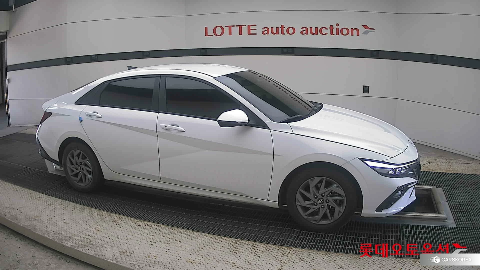 Hyundai Avante id 4990085 из Кореи 8