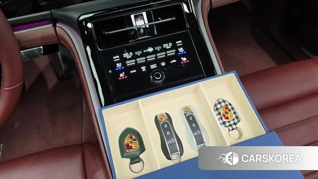 Porsche Panamera (976) id 4749213 из Кореи 8