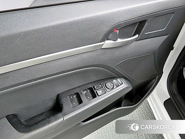 Hyundai The New Avante AD id 4732531 из Кореи 8
