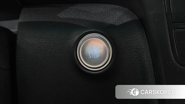 Hyundai Staria id 5002018 из Кореи 8