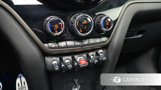 Mini Cooper Countryman id 5028423 из Кореи 8