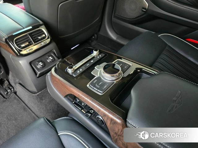 Genesis G90 id 4936463 из Кореи 8