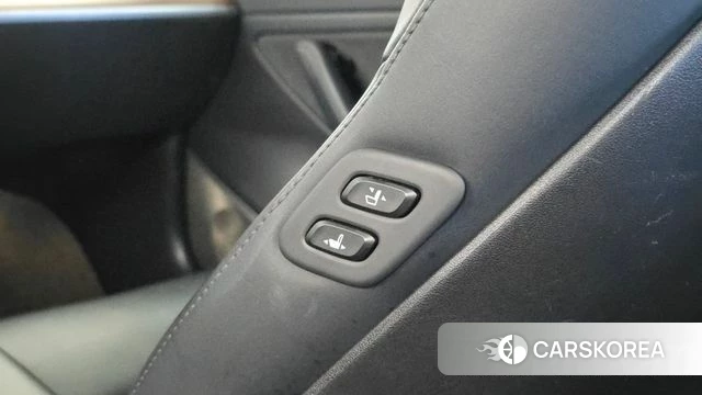 Tesla Model 3 id 4855986 из Кореи 8