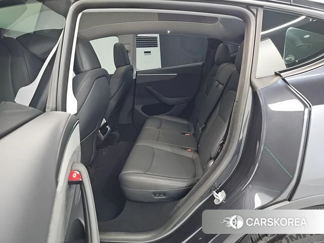 Tesla Model Y id 4964318 из Кореи 8