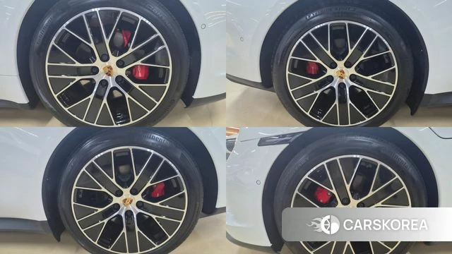 Porsche Taycan id 4654044 из Кореи 8
