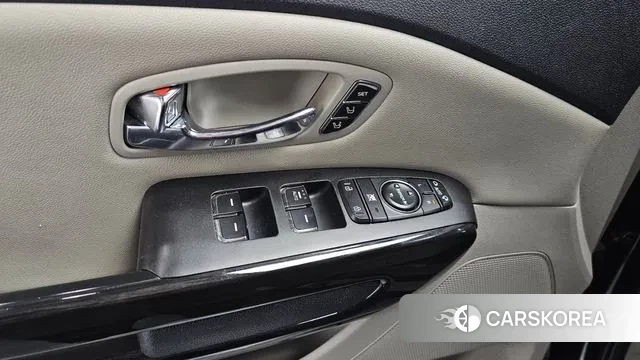 Kia The New Carnival id 3682319 из Кореи 8