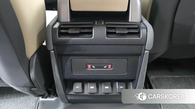 Land Rover Defender (L663) id 4987501 из Кореи 8