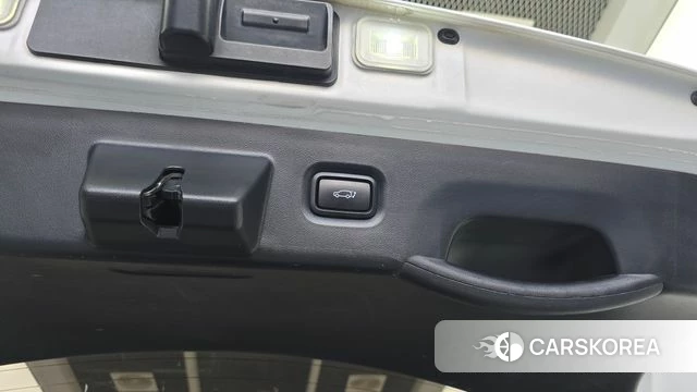 Hyundai Ionic 5 id 4996941 из Кореи 8