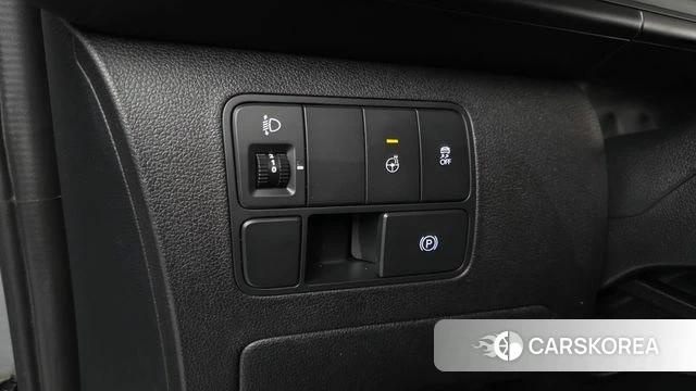 Hyundai Staria id 4976925 из Кореи 8