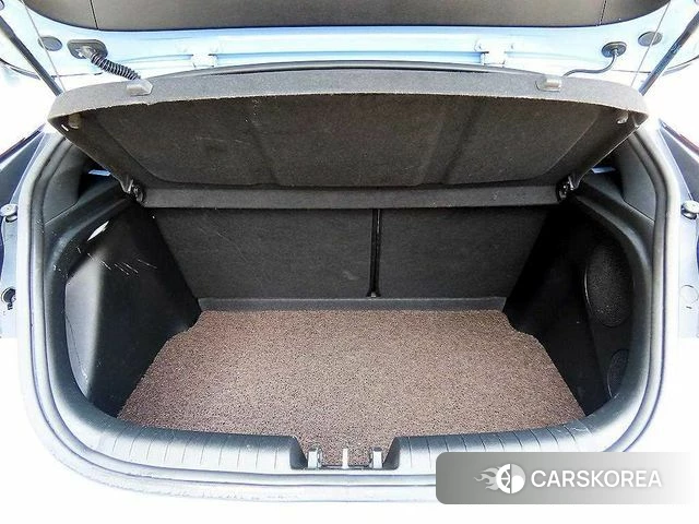 Hyundai Veloster (JS) id 4776348 из Кореи 8