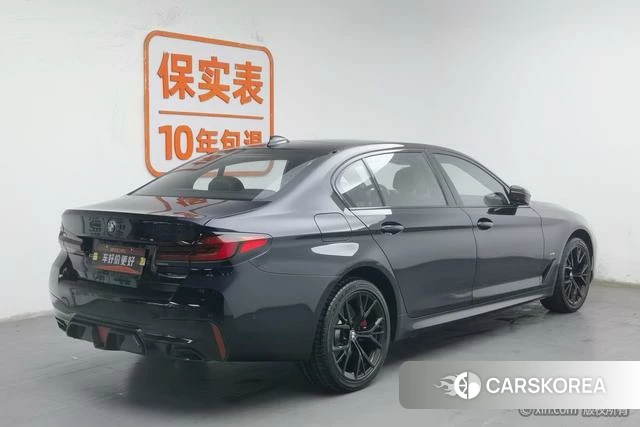BMW 5 series 2023 Черный из Китая, фото 6
