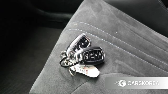 Hyundai Veloster (JS) id 4482734 из Кореи 8