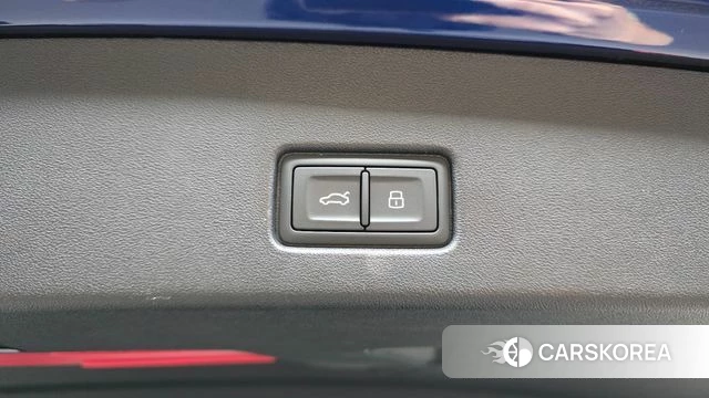 Audi Q4 e-Tron (F4) id 4793004 из Кореи 8