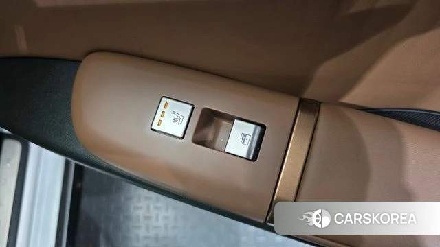 Hyundai Grandeur Hybrid (GN7) id 5011879 из Кореи 8