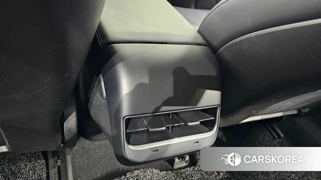 Tesla Model 3 id 4683761 из Кореи 8