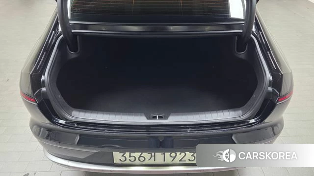 Hyundai Grandeur (GN7) id 5015889 из Кореи 8