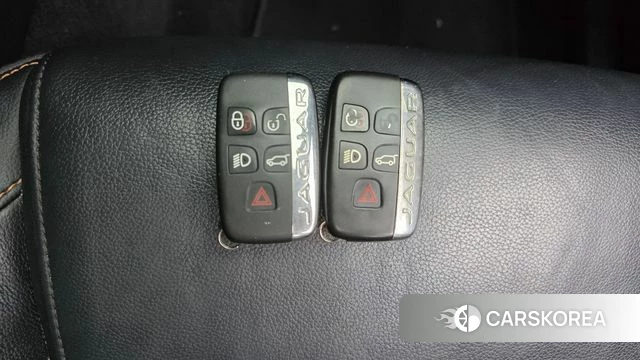 Jaguar F-PACE id 4978265 из Кореи 8