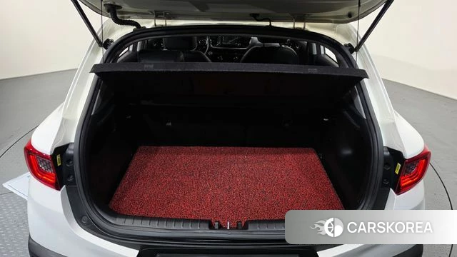 Kia Stonic id 5036080 из Кореи 8