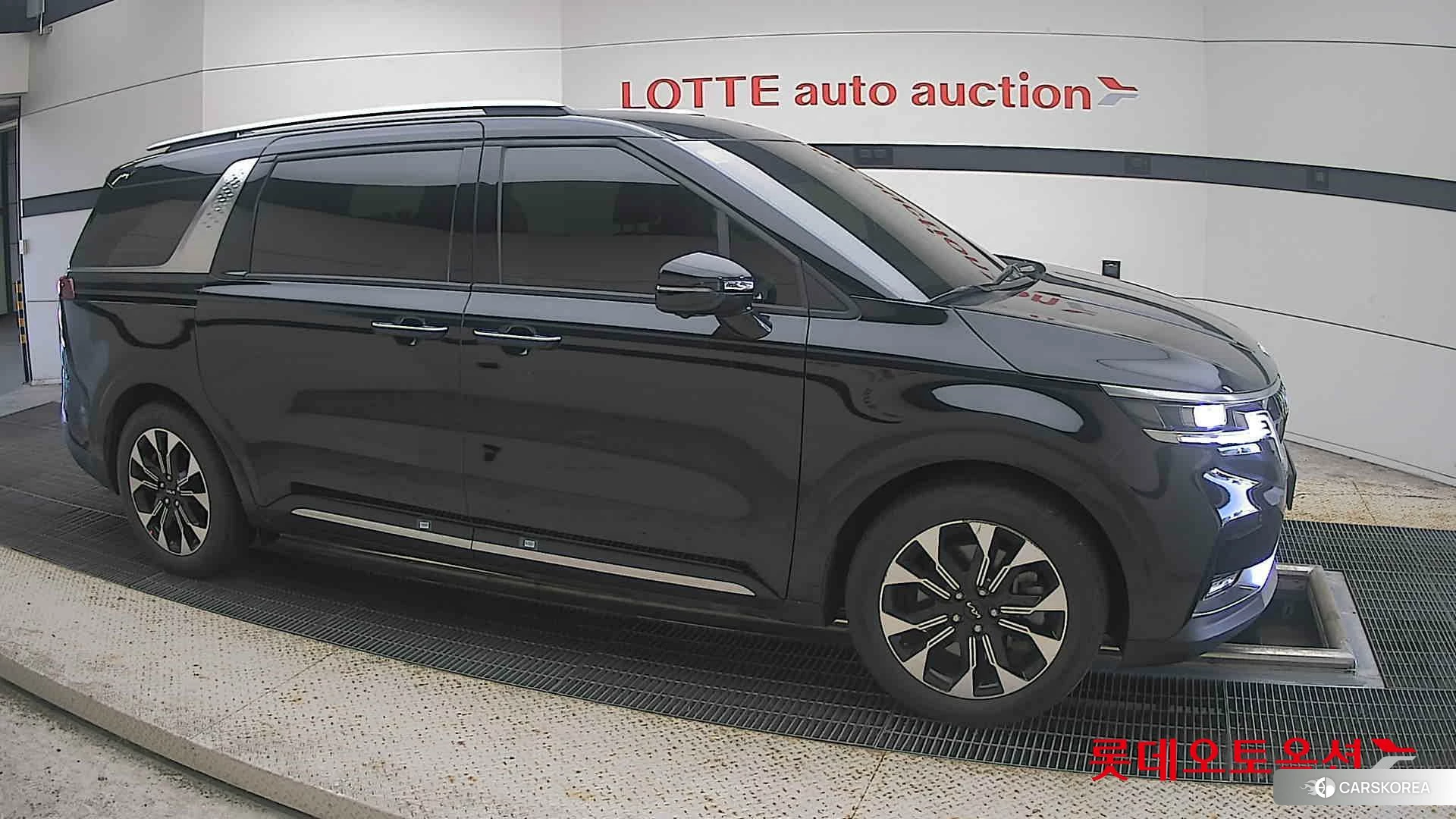 Kia Carnival id 4989977 из Кореи 8