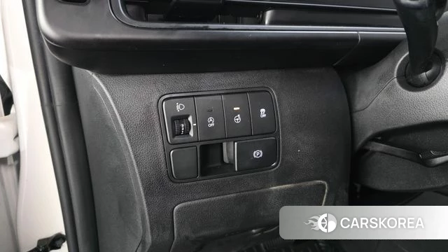 Hyundai Staria id 4997503 из Кореи 8