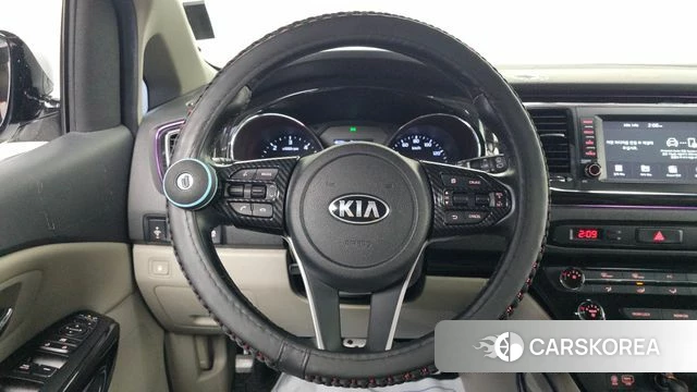 Kia The New Carnival id 4987946 из Кореи 8