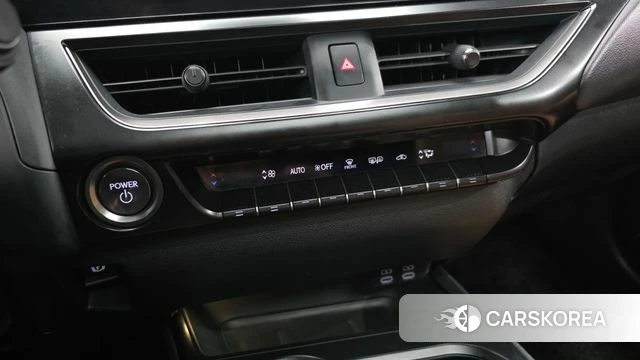 Lexus UX250h id 5033686 из Кореи 8