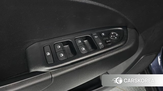 Hyundai Venue id 4775919 из Кореи 8