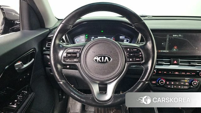 Kia The New Niro id 5028769 из Кореи 8
