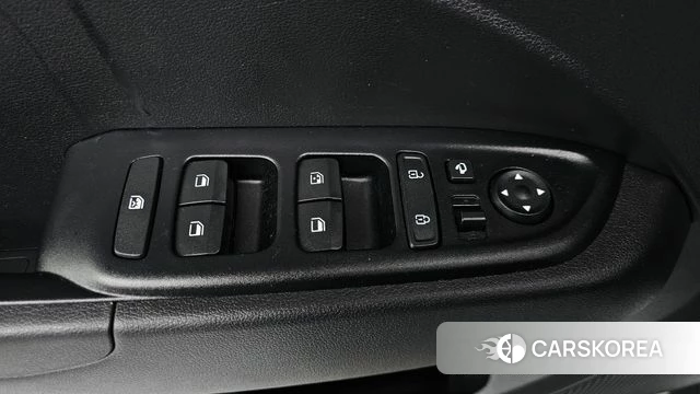 Hyundai Venue id 5028663 из Кореи 8