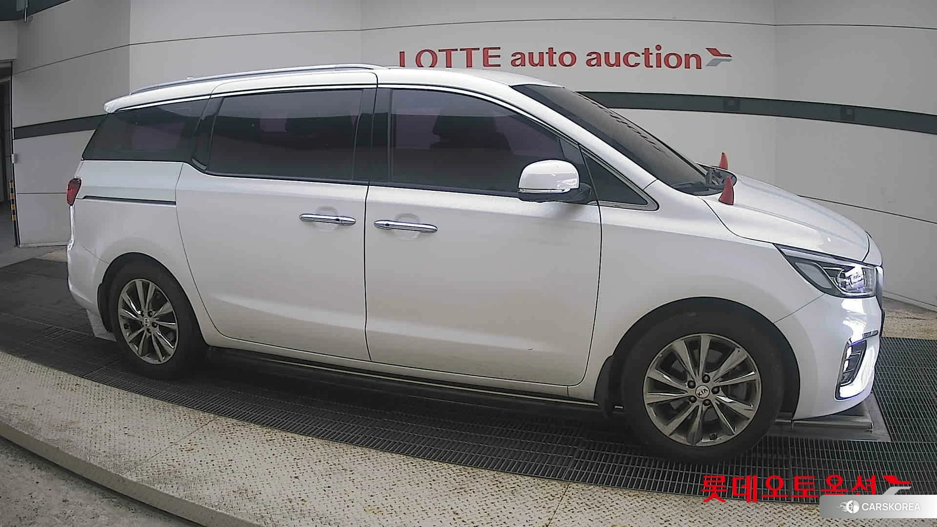 Kia Carnival Limousine id 4984685 из Кореи 8
