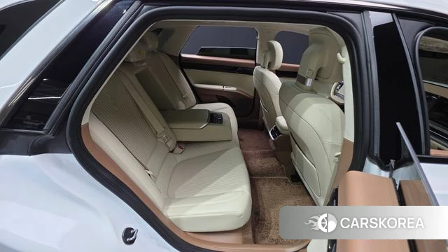 Hyundai Grandeur (GN7) id 5026512 из Кореи 8