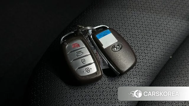 Hyundai Avante AD id 4795065 из Кореи 8
