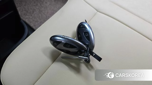 Hyundai Staria id 4710809 из Кореи 8