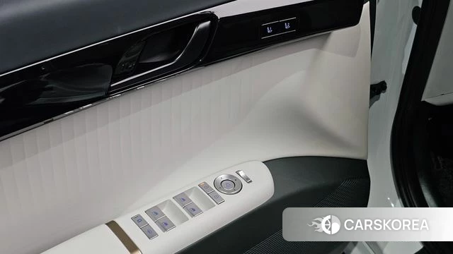 Hyundai Grandeur Hybrid (GN7) id 5001751 из Кореи 8