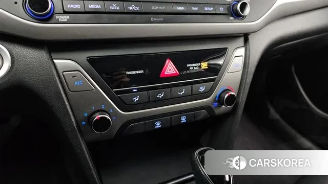 Hyundai Avante AD id 3754657 из Кореи 8