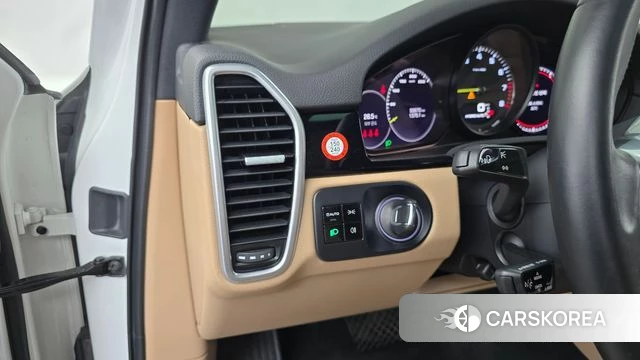 Porsche Cayenne (PO536) id 4716922 из Кореи 8