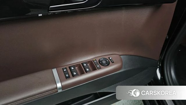 Hyundai Grandeur (GN7) id 4534275 из Кореи 8
