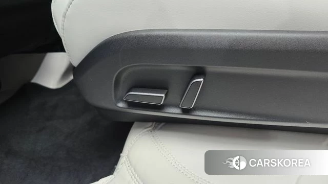 Tesla Model Y id 5015586 из Кореи 8